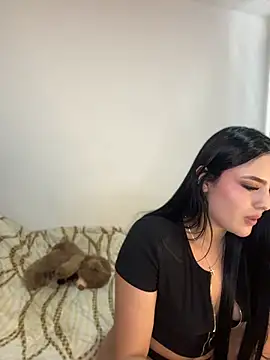 Snapshot of Scarlett_Luxe chatting on 10, 7, 2026 Scarlett Luxe online show from 10, 7, 2026