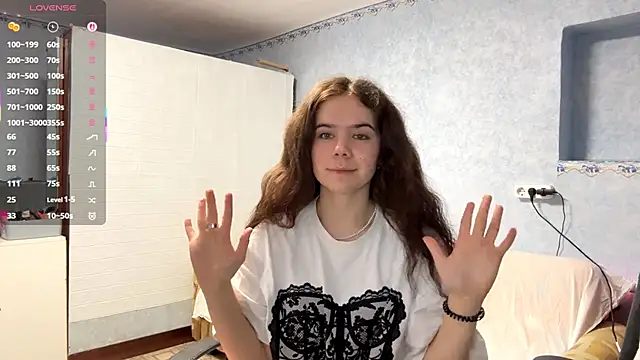 Lia rise online show from 28, 11, 2025