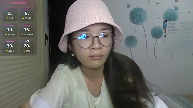 Monice1314 online show from 18, 10, 2025