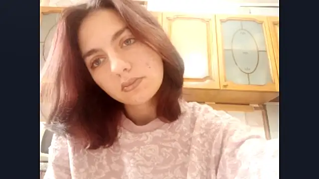 Snapshot of SinlessTaking chatting on 18, 10, 2025 SinlessTaking online show from 18, 10, 2025