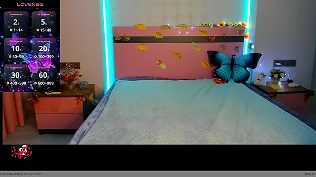 MeryMidnight online show from 9, 10, 2025