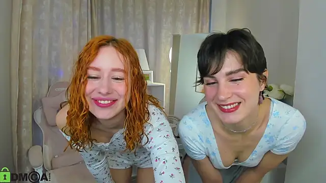 Lisafoxy  online show from 20, 9, 2025