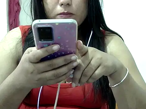 Mon-Luv online show from 15, 2, 2026