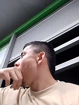 Eross Santy online show from 3, 2, 2026