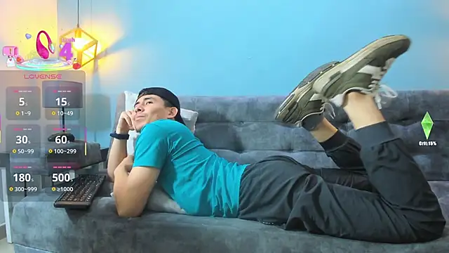 Eross Santy online show from 19, 10, 2025