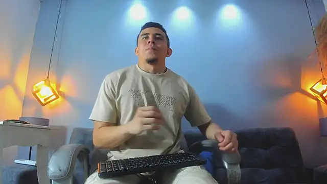 Eross Santy online show from 4, 4, 2026