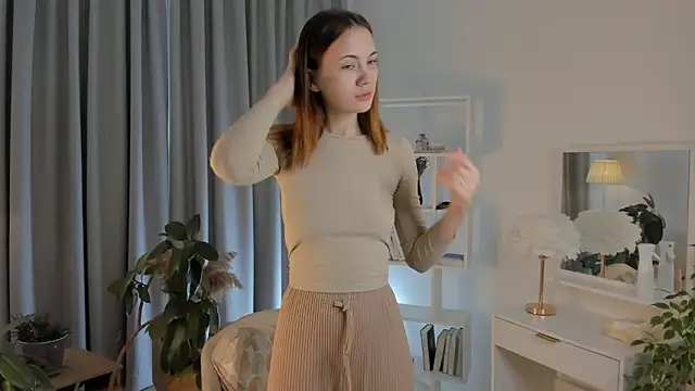 Snapshot of SirenaOstrem chatting on 15, 9, 2025 SirenaOstrem online show from 15, 9, 2025