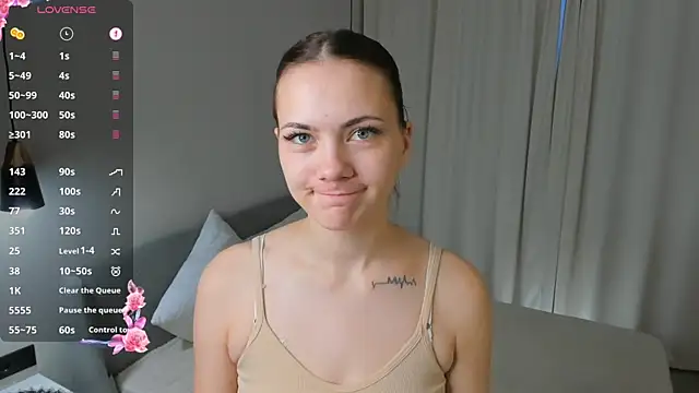 Snapshot of SirenaOstrem chatting on 25, 10, 2025 SirenaOstrem online show from 25, 10, 2025