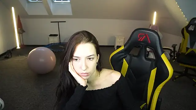 Snapshot of _Lili_054 chatting on 10, 10, 2025 Lili 054 online show from 10, 10, 2025