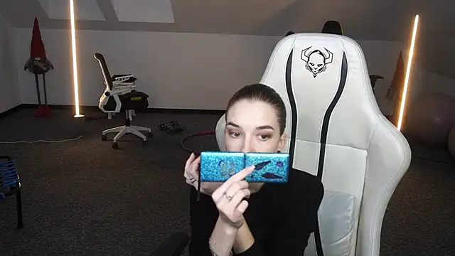 Snapshot of _Lili_054 chatting on 5, 10, 2025 Lili 054 online show from 5, 10, 2025