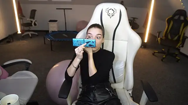 Snapshot of _Lili_054 chatting on 9, 10, 2025 Lili 054 online show from 9, 10, 2025