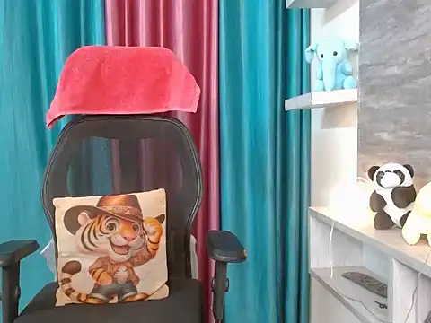 Your candy 47 online show from 28, 4, 2026