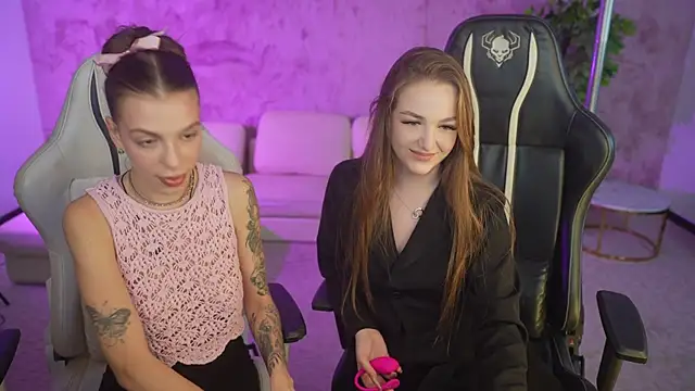 Ella 054 online show from 28, 10, 2025