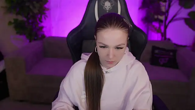 Ella 054 online show from 16, 2, 2026