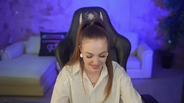 Ella 054 online show from 2, 11, 2025