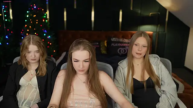 Ella 054 online show from 17, 12, 2025