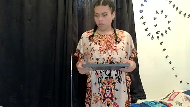 Snapshot of Ariana_rodriguez_0 chatting on 23, 11, 2025 Ariana rodriguez 0 online show from 23, 11, 2025