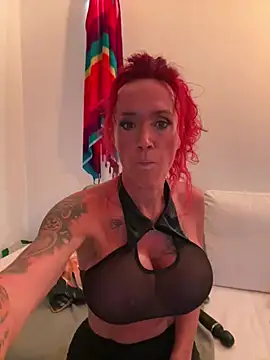 Hotmilfhamburg1 online show from 5, 5, 2026