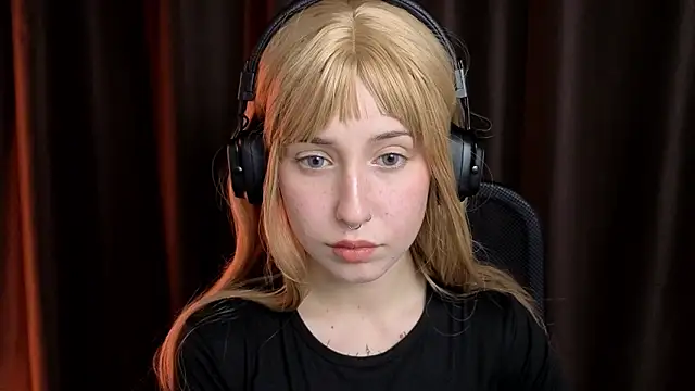 YukiMisa online show from 14, 12, 2025