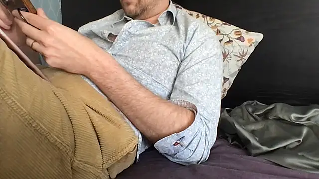 TomieSoichi online show from 15, 9, 2025