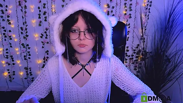 samanta hotty online show from 3, 10, 2025