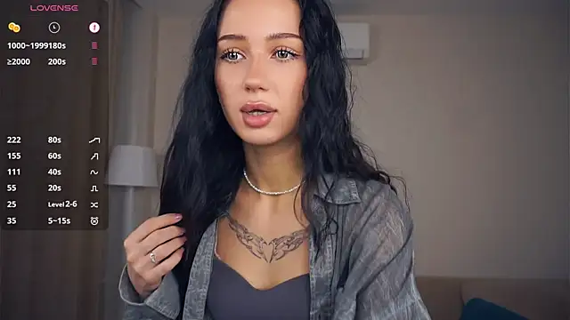 Snapshot of RendaBaatz chatting on 10, 9, 2025 RendaBaatz online show from 10, 9, 2025