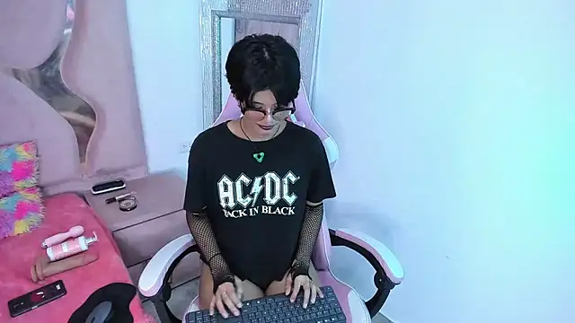 natsumiht online show from 20, 9, 2025