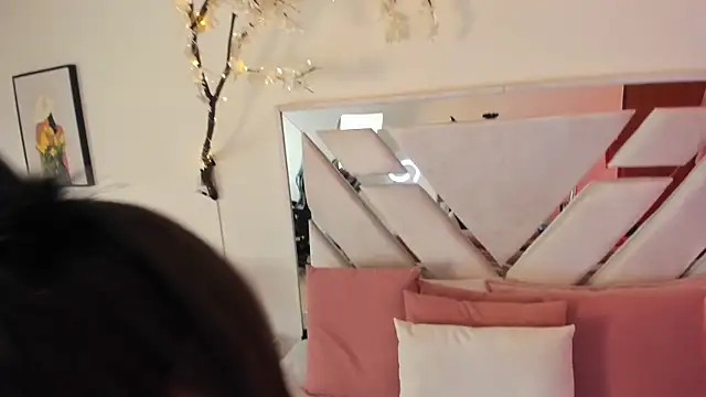 Snapshot of lia__harry chatting on 3, 10, 2025 lia harry online show from 3, 10, 2025