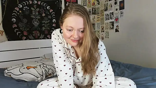 WonderConnie1 online show from 20, 9, 2025