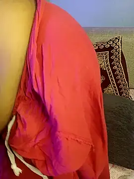 monaa-darling online show from 8, 9, 2025