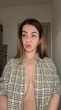 Roxanne Skye online show from 26, 11, 2025