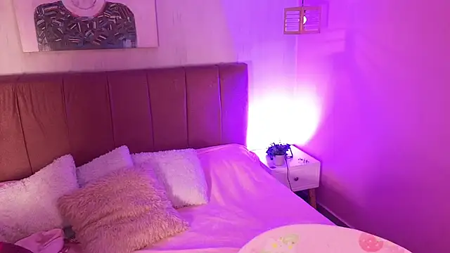 ela petit online show from 25, 11, 2025