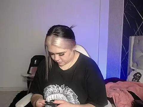 im bunny   online show from 11, 11, 2025