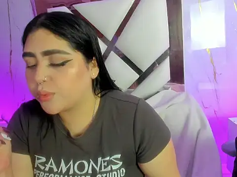 Snapshot of im_bunny__ chatting on 28, 2, 2026 im bunny online show from 28, 2, 2026