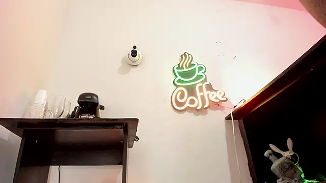 SafiroFer online show from 12, 9, 2025