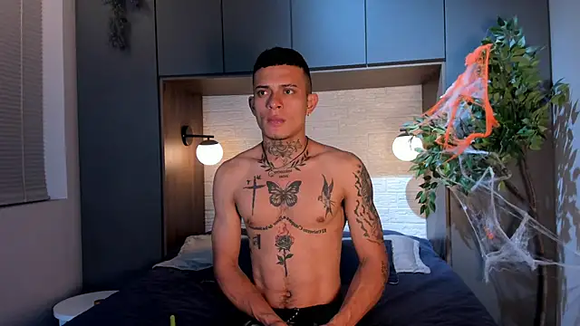 MrJustin  online show from 7, 11, 2025