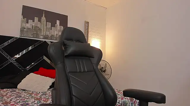 iamCharlotte19 online show from 1, 10, 2025