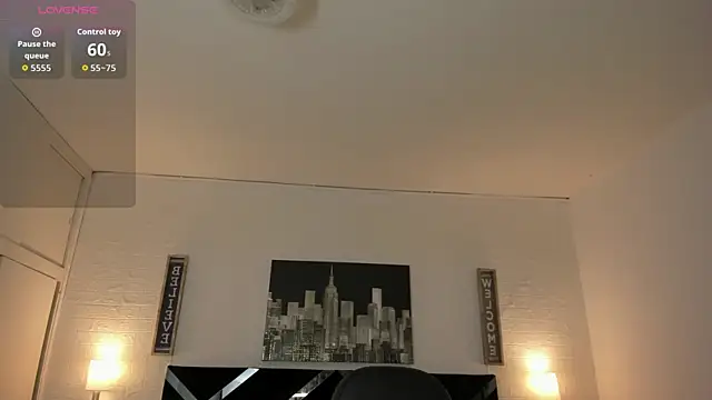 iamCharlotte19 online show from 6, 11, 2025