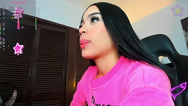 iamCharlotte19 online show from 17, 6, 2026