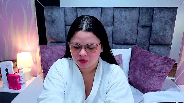 SamanthaPaImer online show from 18, 9, 2025