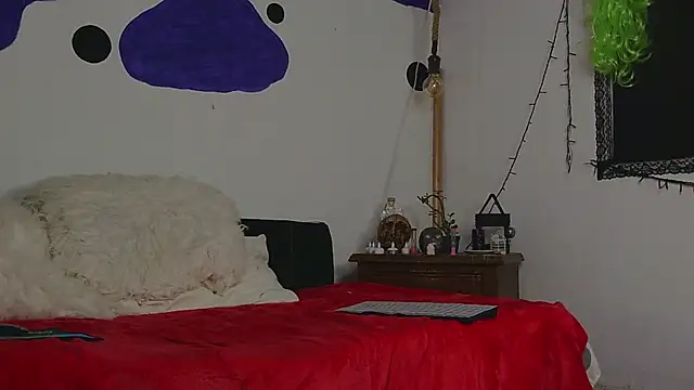 MeganBrown4 online show from 16, 9, 2025