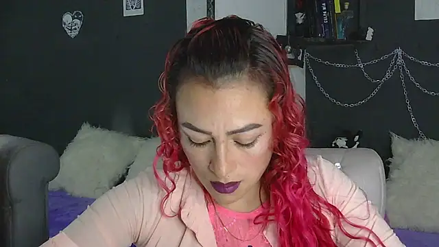 MeganBrown4 online show from 1, 5, 2026