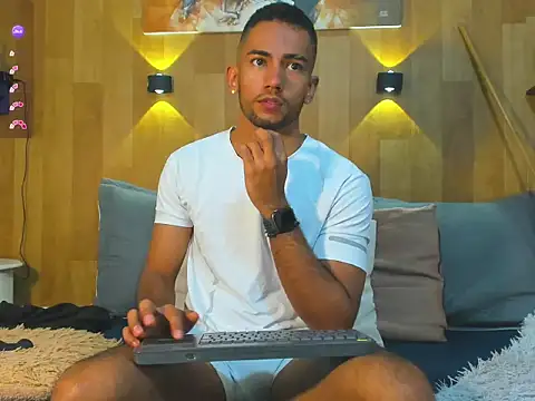 MaicolParker  online show from 29, 3, 2026