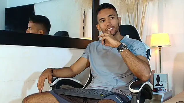 MaicolParker  online show from 30, 6, 2026
