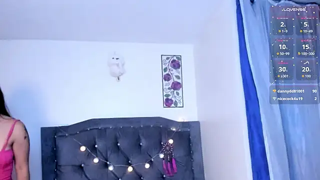 Megan Darcy online show from 25, 9, 2025