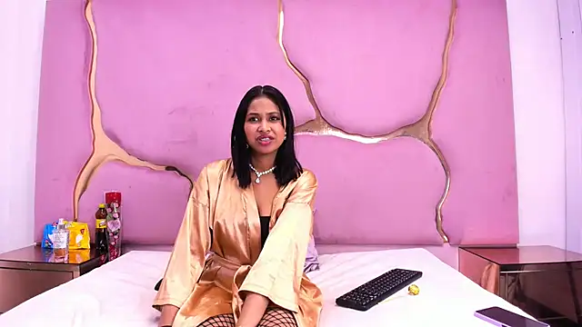 Snapshot of Amaia_Sophia chatting on 14, 2, 2026 Amaia Sophia online show from 14, 2, 2026