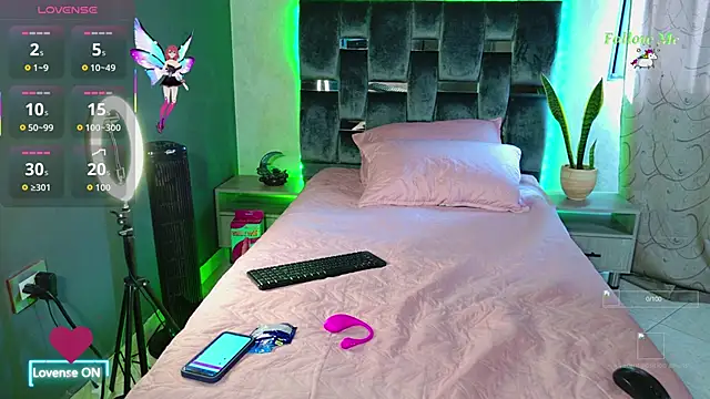 Luna sophya online show from 26, 10, 2025