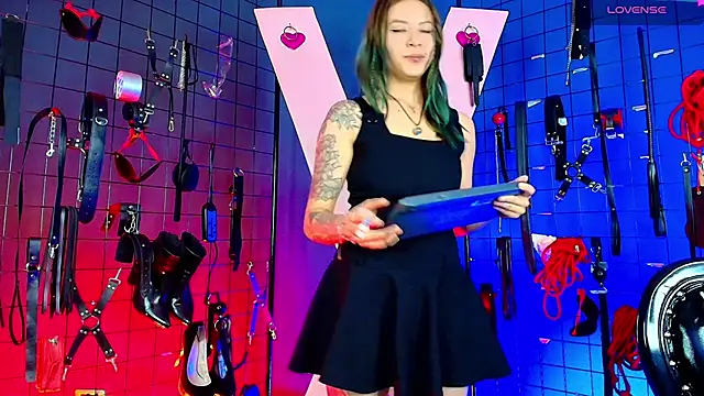 Mr sadistiic  online show from 18, 9, 2025