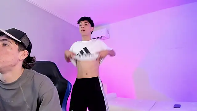 Handsomeboyss19 online show from 4, 5, 2026