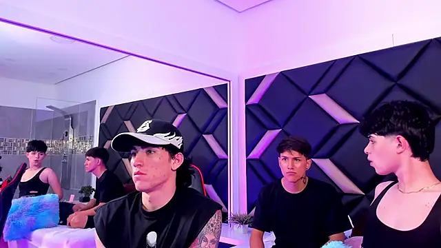 Handsomeboyss19 online show from 17, 10, 2025